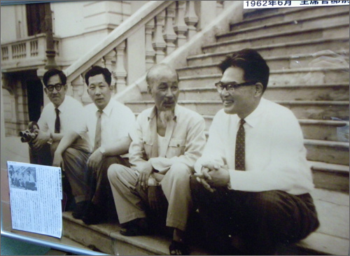 http://vovnews.vn/Uploaded_VOV/thanh/20090516/Bac1.jpg